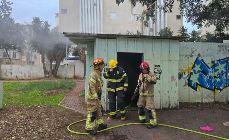 שריפה במקלט בפתח תקווה, צילום אלן מלכה